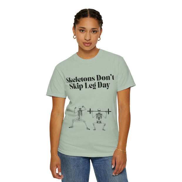 'Skeletons Don't Skip Leg Day' Unisex T-Shirt