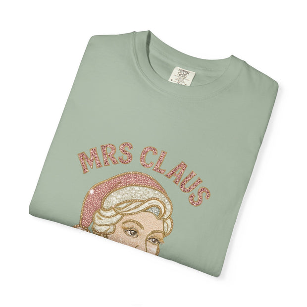 Mrs Claus Glam Squad T-Shirt | Retro Pinup Santa Lady Holiday Tee