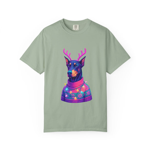 Festive Doberman Holiday T-Shirt, Christmas Shirt, Unisex Gift, Funny Pet Apparel, Cozy Winter Wear, Animal Lover Tee