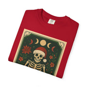 'The Caroler' Tarot Card T-Shirt