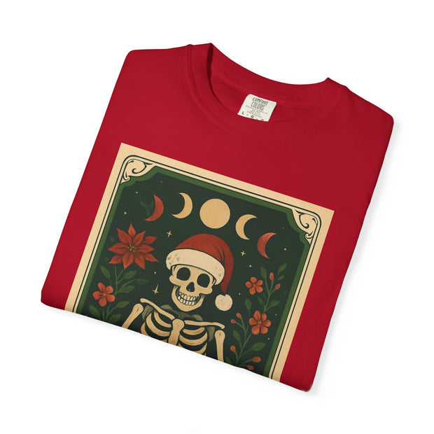'The Caroler' Tarot Card T-Shirt