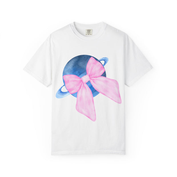 Blue Saturn Wrapped In Pink Bow Unisex T-Shirt