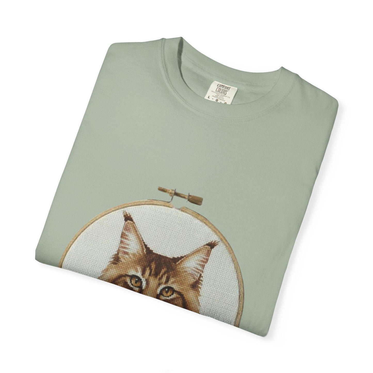 Maine Coon Portrait Hoop Art T-shirt | Cat Face Floral Embroidery Print