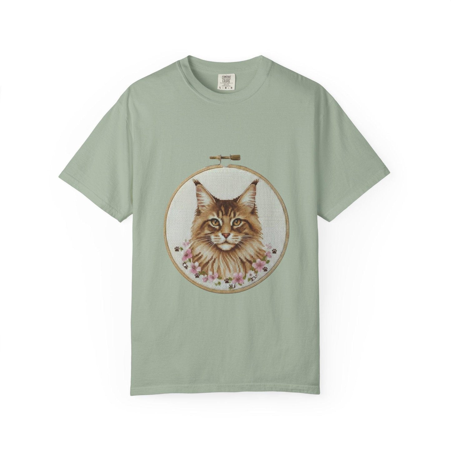 Maine Coon Portrait Hoop Art T-shirt | Cat Face Floral Embroidery Print