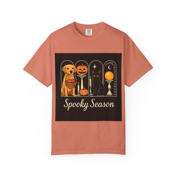 Spooky Season Golden Retriever Unisex T-Shirt