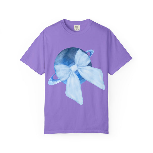 Blue Saturn Wrapped In Blue Bow Unisex T-Shirt