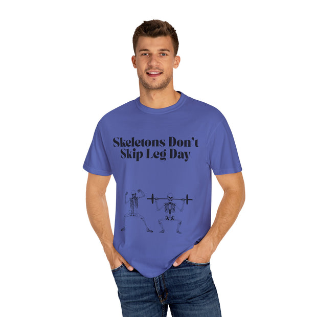 'Skeletons Don't Skip Leg Day' Unisex T-Shirt