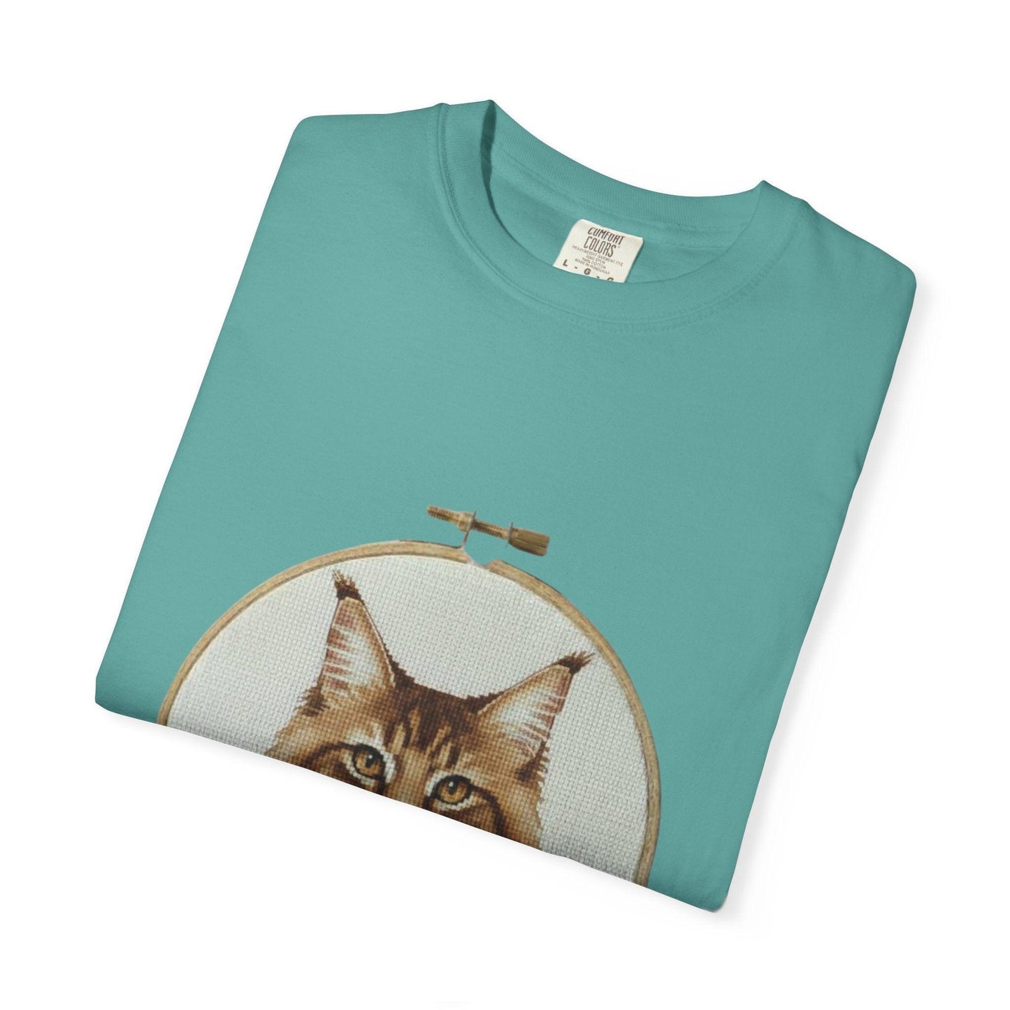 Maine Coon Portrait Hoop Art T-shirt | Cat Face Floral Embroidery Print
