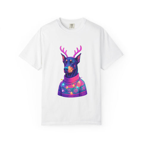 Festive Doberman Holiday T-Shirt, Christmas Shirt, Unisex Gift, Funny Pet Apparel, Cozy Winter Wear, Animal Lover Tee