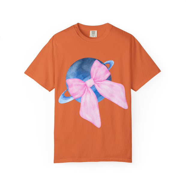Blue Saturn Wrapped In Pink Bow Unisex T-Shirt
