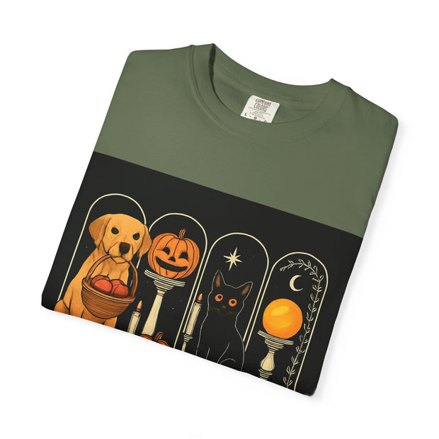 Spooky Season Golden Retriever Unisex T-Shirt