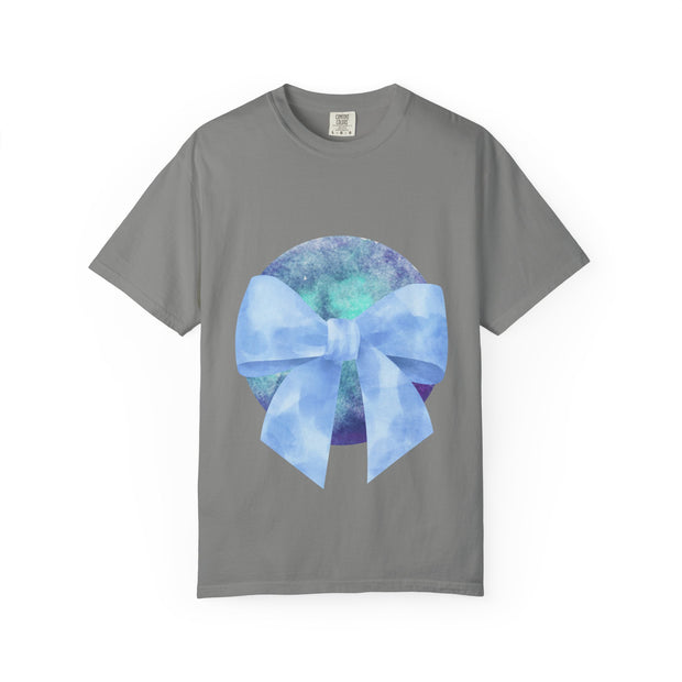 Blue/Green Planet Wrapped In A Bow Unisex T-Shirt