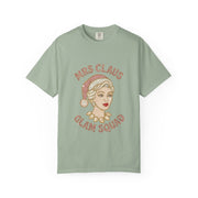 Mrs Claus Glam Squad T-Shirt | Retro Pinup Santa Lady Holiday Tee