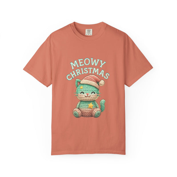 Cute Cat Christmas T-shirt, Meowy Christmas Tee, Unisex Holiday Shirt, Fun Xmas Gift, Cozy Festive Wear