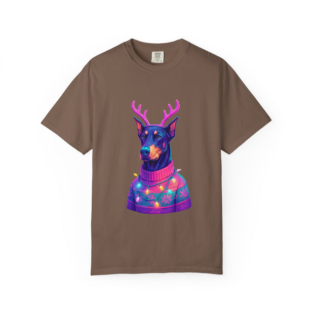Festive Doberman Holiday T-Shirt, Christmas Shirt, Unisex Gift, Funny Pet Apparel, Cozy Winter Wear, Animal Lover Tee
