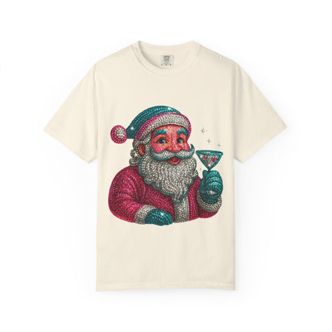 Santa Holding Martini T-Shirt | Vintage Retro Holiday Illustration
