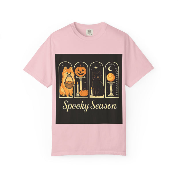 Spooky Season Pomeranain Unisex T-Shirt