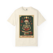'The Caroler' Tarot Card T-Shirt