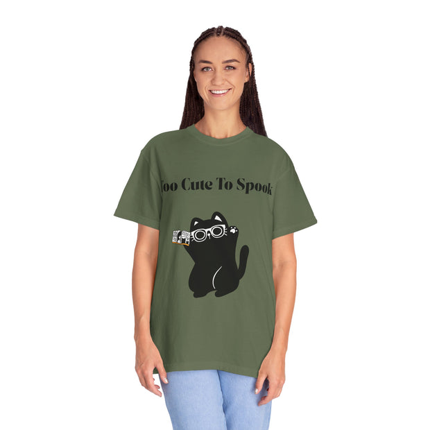 'Too Cute To Spook' Unisex T-shirt