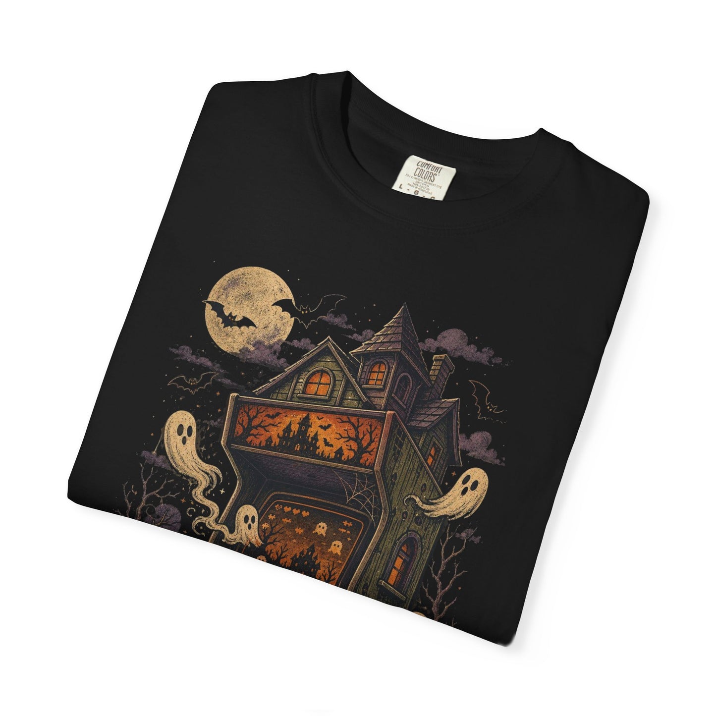 Haunted Arcade Cabinet T-shirt | Halloween ghosts, jack-o'-lanterns, moonlit haunted house
