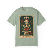 'The Caroler' Tarot Card T-Shirt