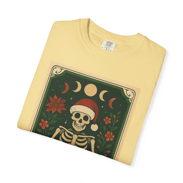 'The Caroler' Tarot Card T-Shirt