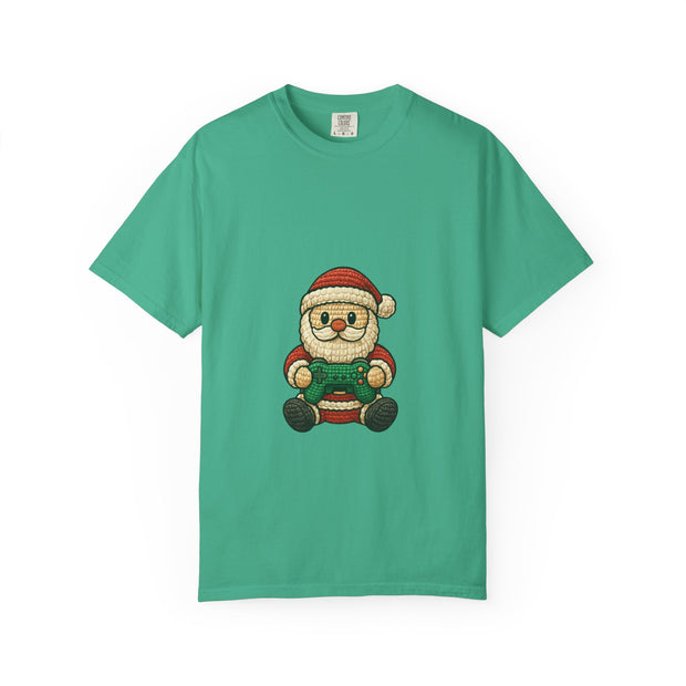 Festive Santa Gaming T-Shirt, Unisex Holiday Tee, Funny Christmas Shirt, Gamer Gift, Cute Santa Design
