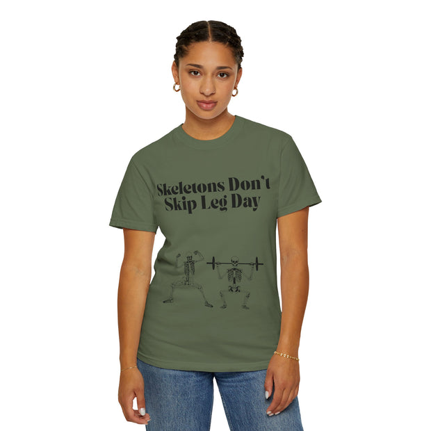 'Skeletons Don't Skip Leg Day' Unisex T-Shirt