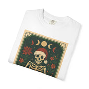 'The Caroler' Tarot Card T-Shirt