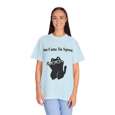 'Too Cute To Spook' Unisex T-shirt