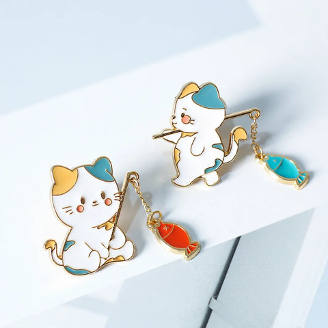 Cat's Catch Brooch Collection