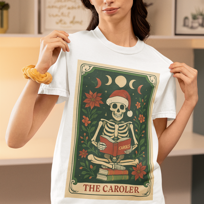 'The Caroler' Tarot Card T-Shirt